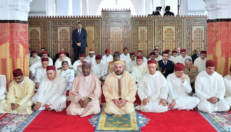 Le Roi a effectué la prière du vendredi à la mosquée Al Mohammadi à Casablanca